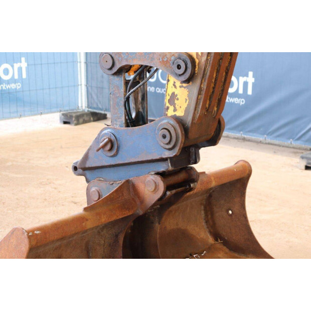 2013 Hyundai ROBEX 140LC-9A-39331393