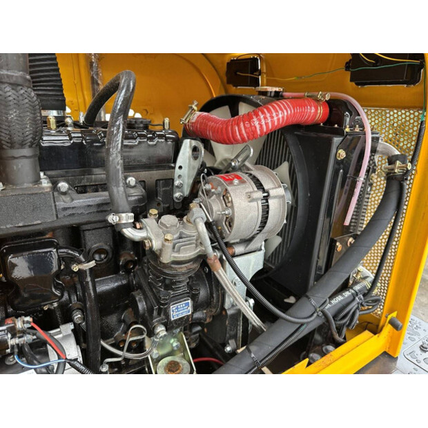 2024 ماك برو L300-39336024