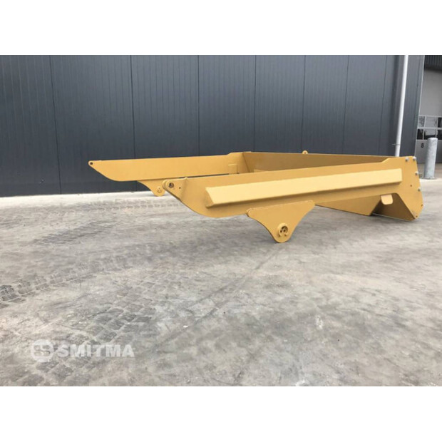 2025 فولفو A30G-39353483