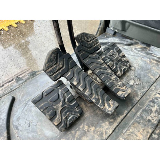 2010 Caterpillar 323D L-39353888