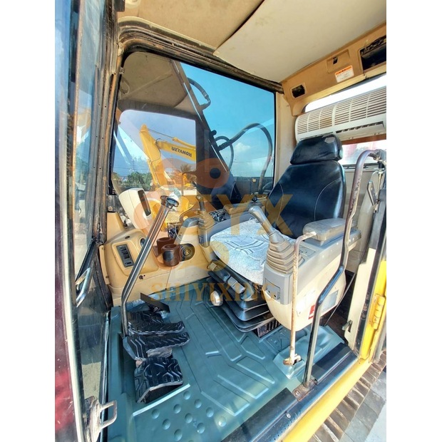 2018 Caterpillar 320C-39380084