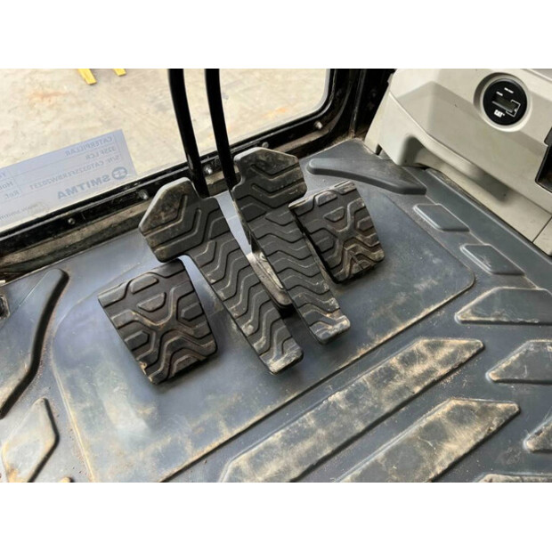2018 Caterpillar 325FLCR-39380934