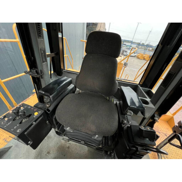 2005 كاتربيلر 988H-39384392