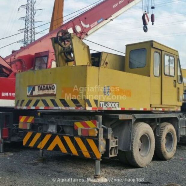 1992 TADANO TL300E-39399988