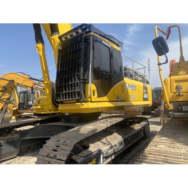 2023 Komatsu PC400-39421618