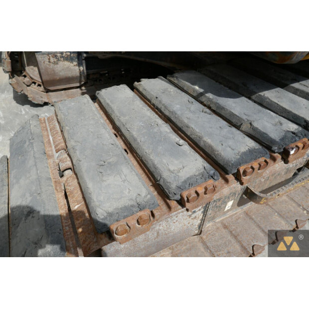 2017 Caterpillar 320FL-39421882