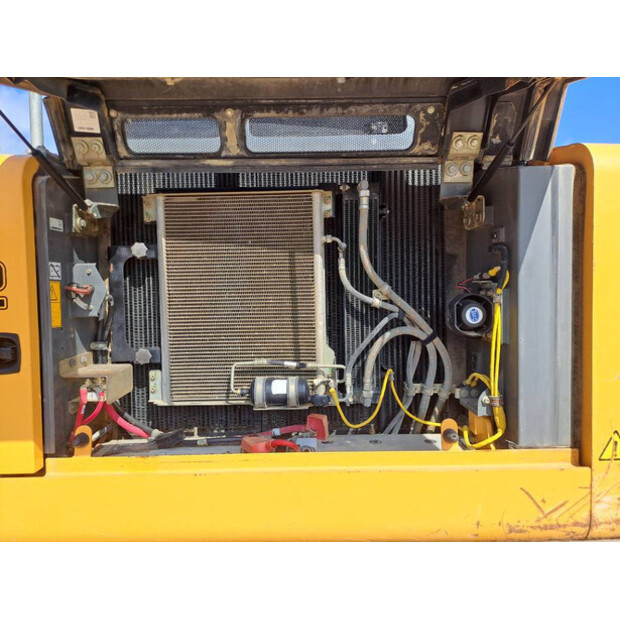 2016 ليبهير R922LC-39421919