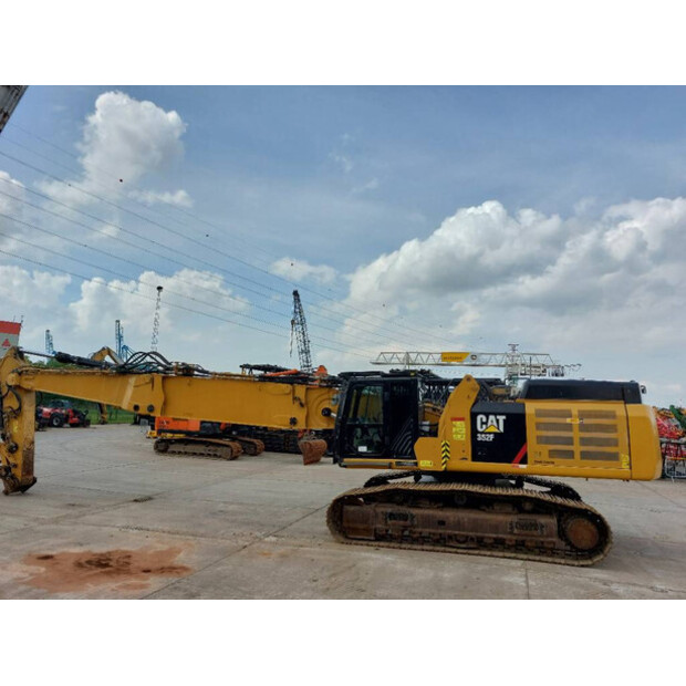 2016 Caterpillar 352F-39422038
