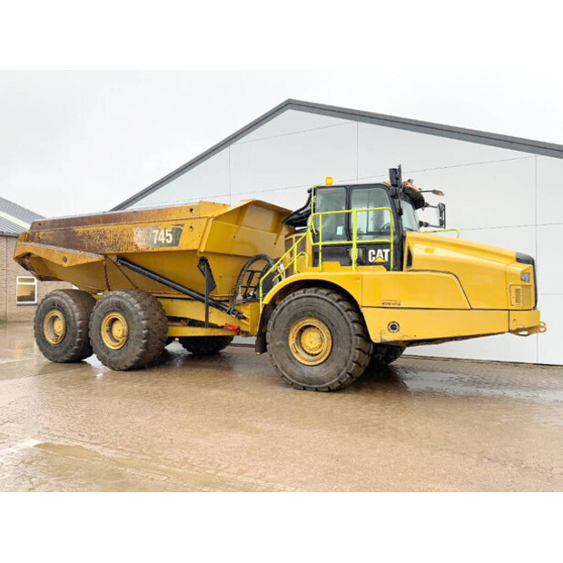 2020 Caterpillar 745-39422130