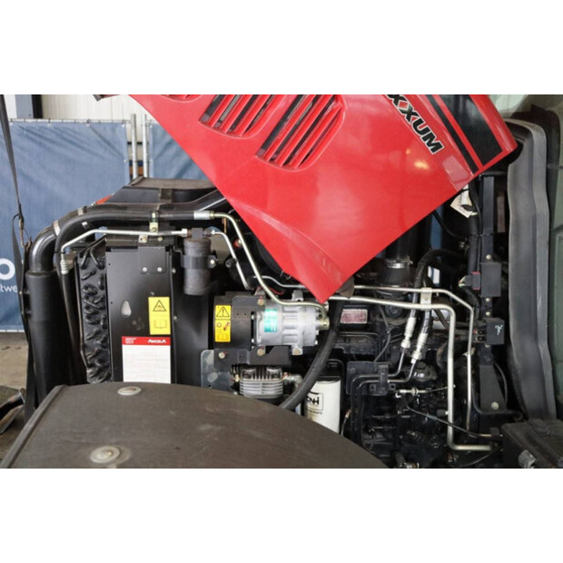 2011 CASE Maxxum 110-39425253