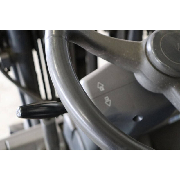 2013 Doosan B18T-5-39427090