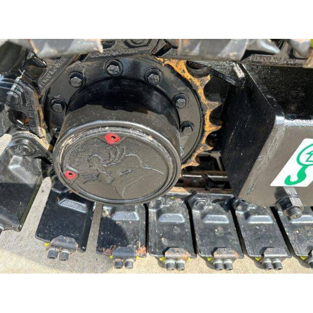 2009 بوبكات 331-39429144