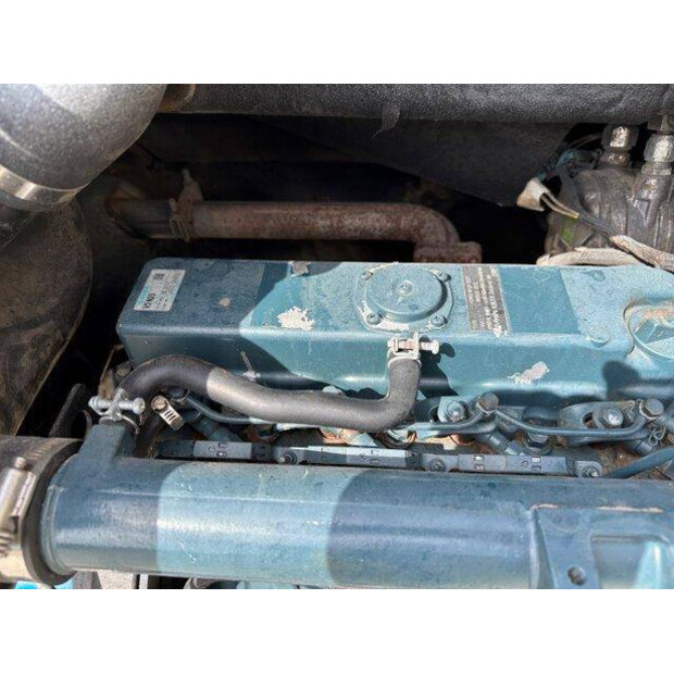 2009 بوبكات 331-39429157