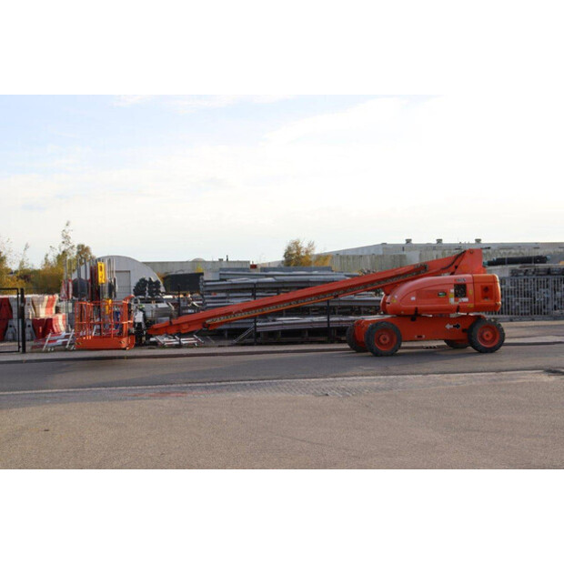 2011 JLG 680S-39429825