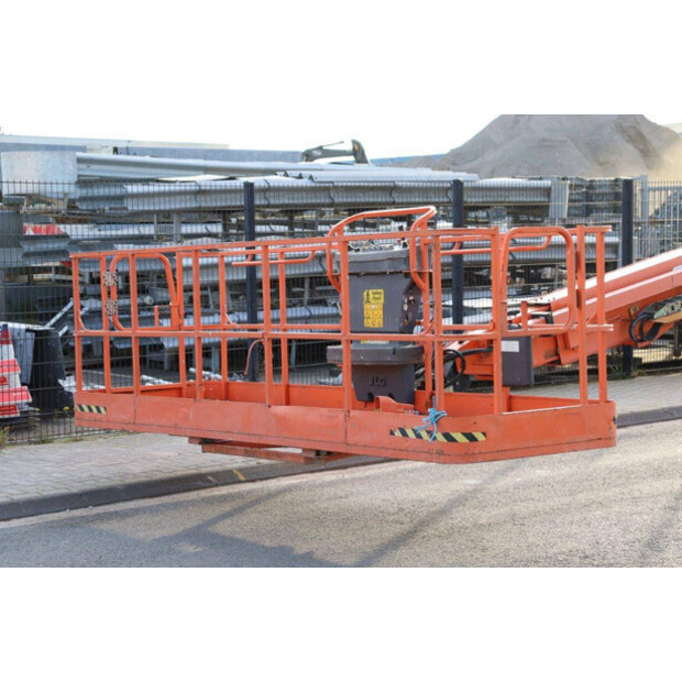 2011 JLG 680S-39429834
