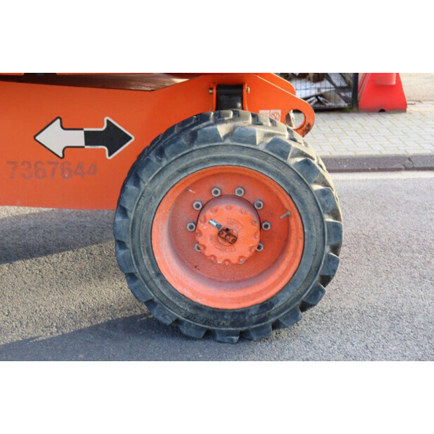 2011 JLG 680S-39429845
