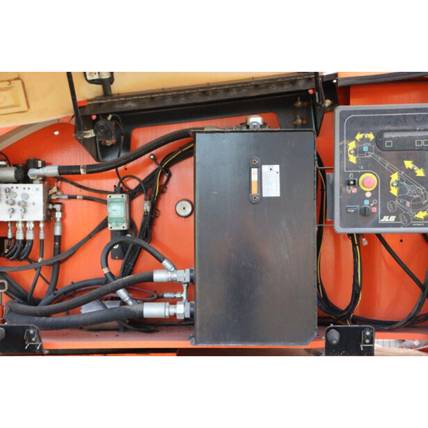 2011 JLG 680S-39429851