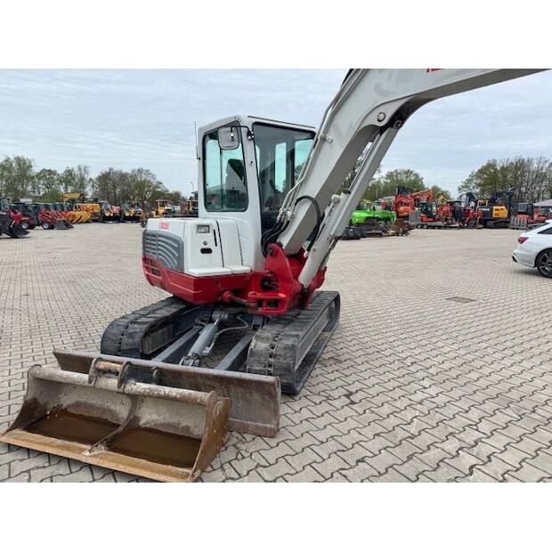 TAKEUCHI TB250-39434953