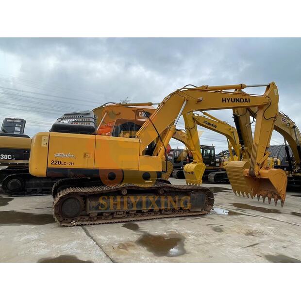 2019 Hyundai 225-7-39444830