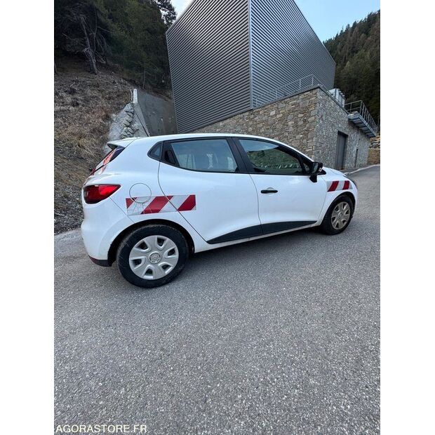 2016 Renault Clio-39444974