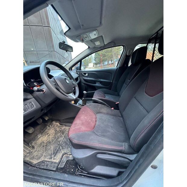 2016 Renault Clio-39444984