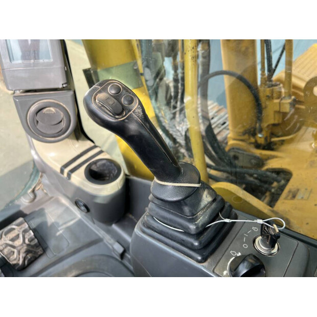 2006 Caterpillar 330D-39467001