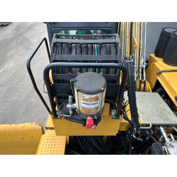 2011 Caterpillar M318D MH-39469374