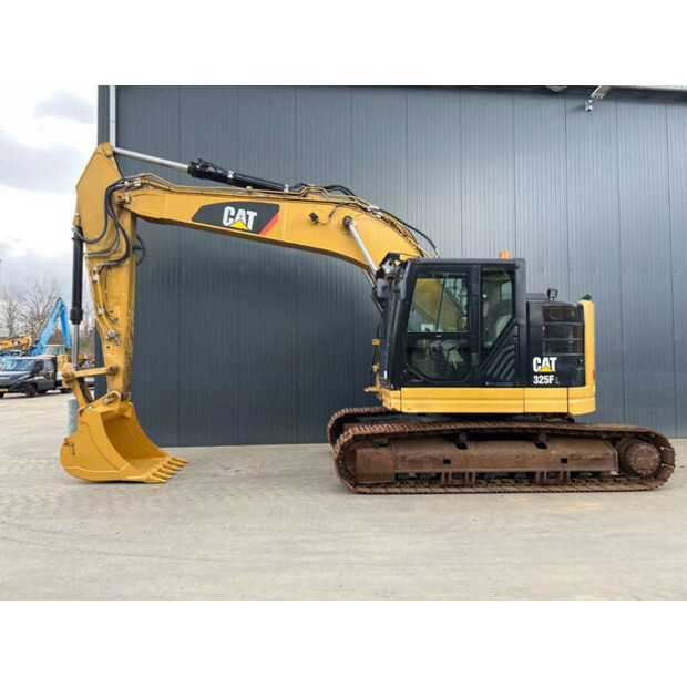 2018 Caterpillar 325FLCR-39505489