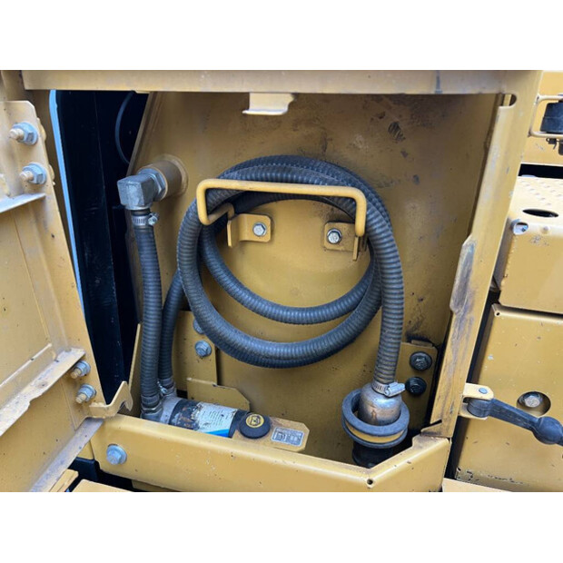 2018 Caterpillar 325FLCR-39505561