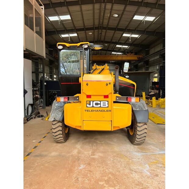 2025 JCB 530-110-39510814