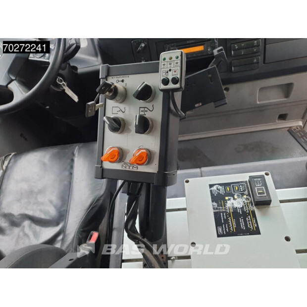 2018 Mercedes-Benz Econic 1830-39522164