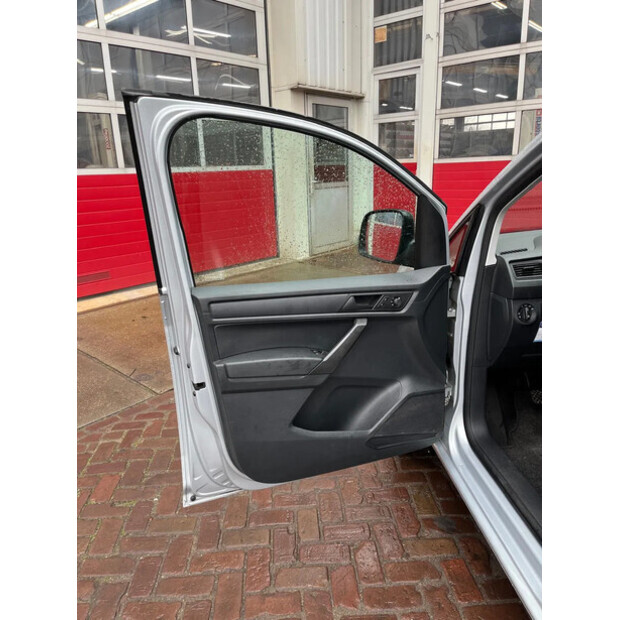 2017 Volkswagen Caddy-39543498