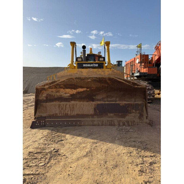 2024 Komatsu D155A-39561387