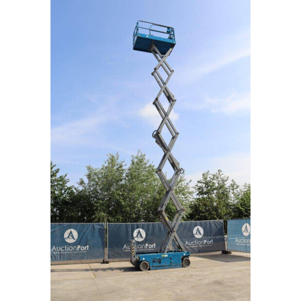 2013 Genie GS4047-39565759