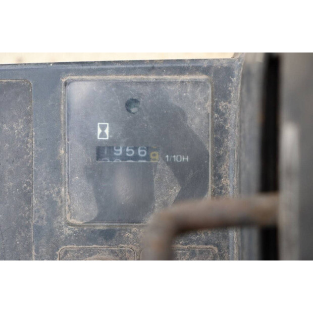 نيسان UM01L18U-39566374