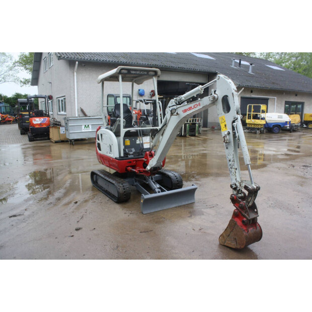 2020 TAKEUCHI TB216-39567144