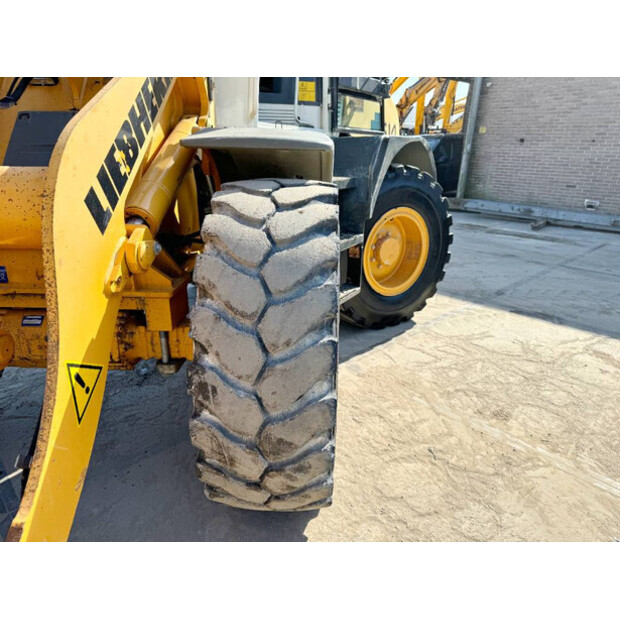 2007 ليبهير L514 Stereo-39608568
