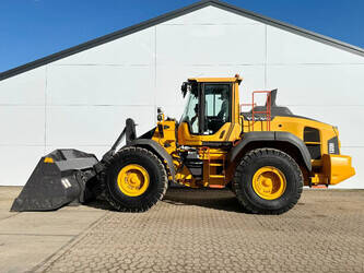 Image for WHEEL LOADERS 2017 Volvo L120H