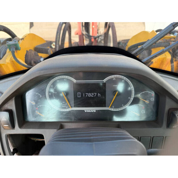 2014 فولفو L180H-39608748