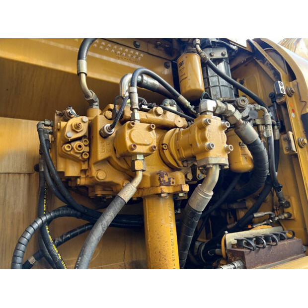 2005 Caterpillar 320CL-39610272