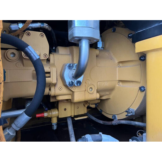 2015 Caterpillar M318F-39613360
