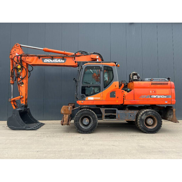 2014 Doosan DX210W-39613551