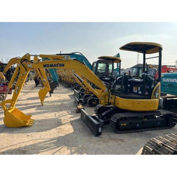 2022 Komatsu PC300-8-39614978
