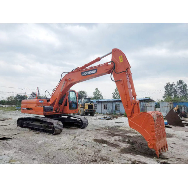 2022 Doosan DX225LC-39615460