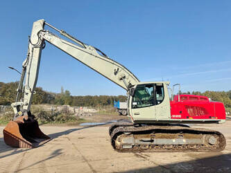 Image for EXCAVATORS 2016 Liebherr R926