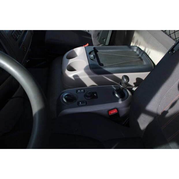 2016 DAF LF 210-39616519