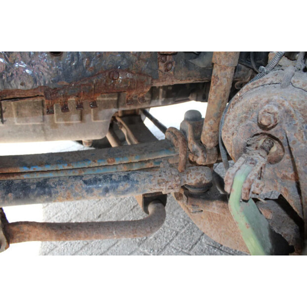 1996 Scania P124.360-39632835