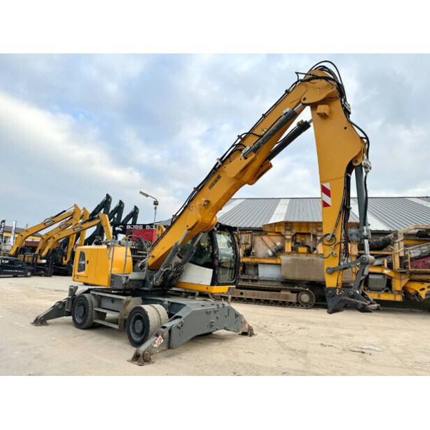 2015 ليبهير LH22M-39635661