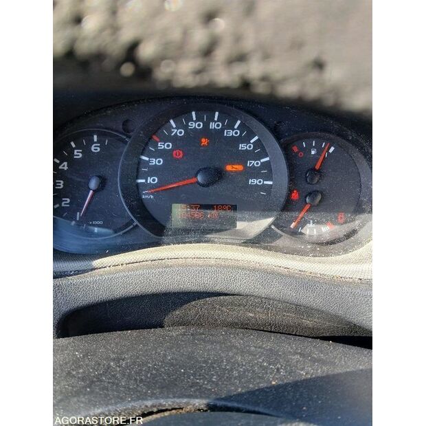 2013 Renault Master-39649286
