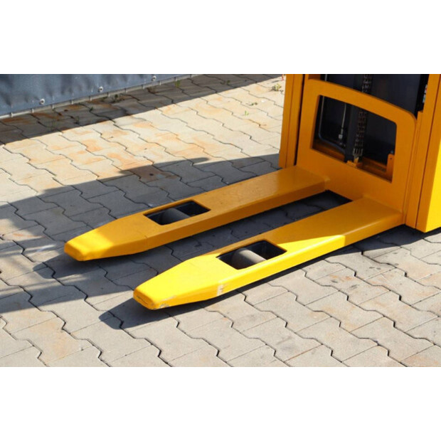 2012 جنجهينريتش ERC 212-39668900